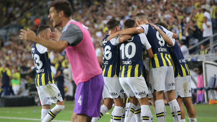Fenerbahçede Michy Batshuayi yine problem çıkarttı, Dusan Tadic gönlünü aldı