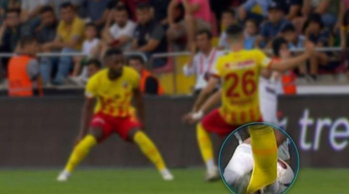 Kayserispor - Galatasaray maçının tartışmalı pozisyonlarını değerlendirdiler: Kırmızı kart beklenen o an...