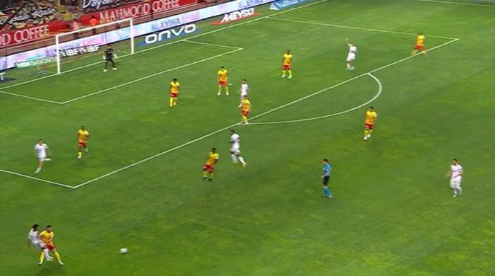 Kayserispor - Galatasaray maçının tartışmalı pozisyonlarını değerlendirdiler: Kırmızı kart beklenen o an...