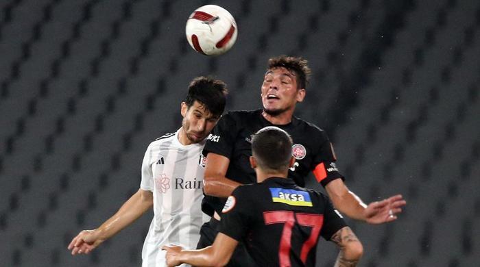 SALİH DURSUN: NECİP KULAĞIMI PATLATTI