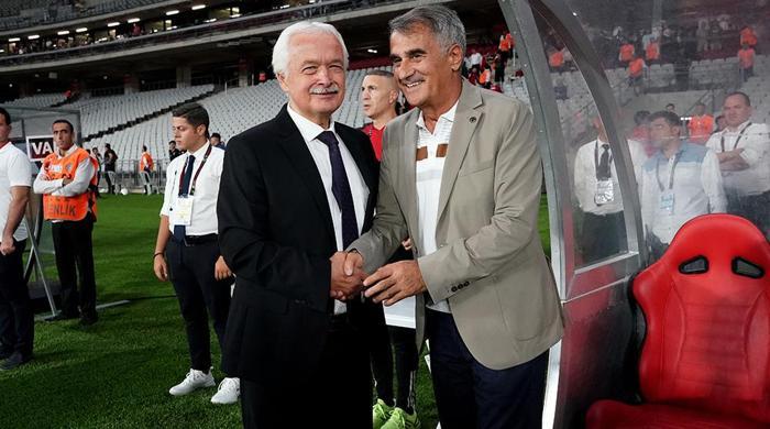 ATILAY CANELDEN DE HAKEM ELEŞTİRİSİ