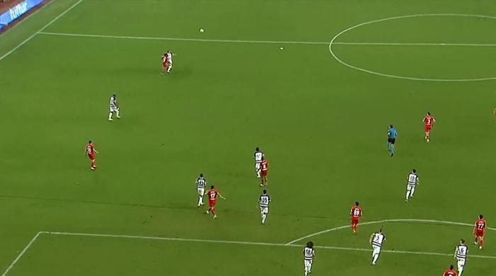 Fatih Karagümrük - Beşiktaş maçının tartışmalı pozisyonlarını değerlendirdiler: İkinci sarı karttan ihracı gerekirdi
