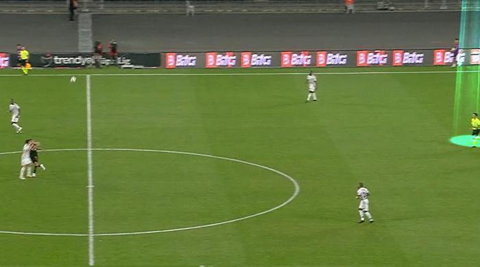 Fatih Karagümrük - Beşiktaş maçının tartışmalı pozisyonlarını değerlendirdiler: İkinci sarı karttan ihracı gerekirdi