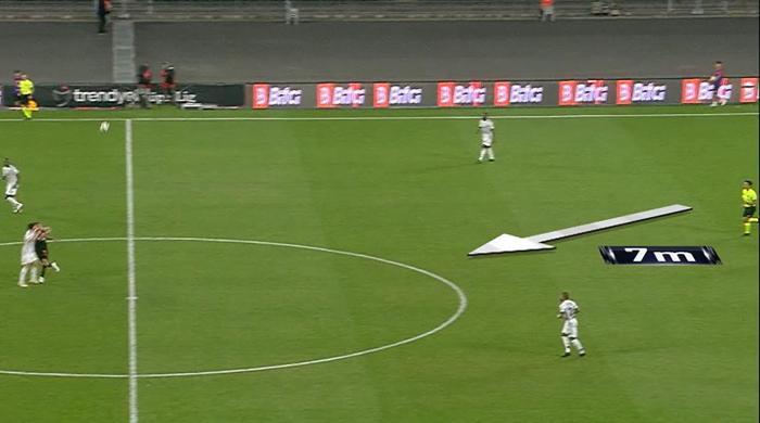 Fatih Karagümrük - Beşiktaş maçının tartışmalı pozisyonlarını değerlendirdiler: İkinci sarı karttan ihracı gerekirdi