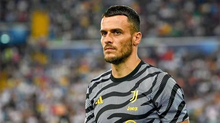 Filip Kostic yalanlandı