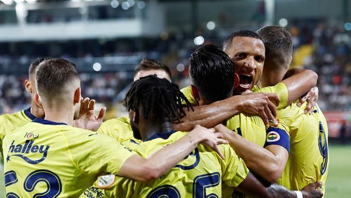 Fenerbahçeden müthiş başarı: Avrupada tek