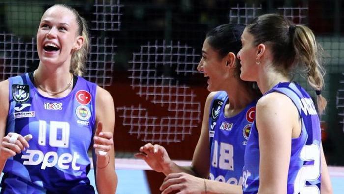 FENERBAHÇEDE 3. SEZONUNU GEÇİRİYOR
