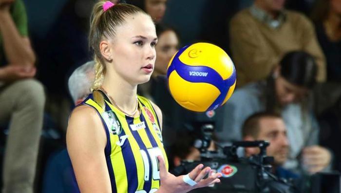Arina Fedorovtseva, Eyüpspor-Bandırmaspor maçını izledi: Berke Özere nazar değdi