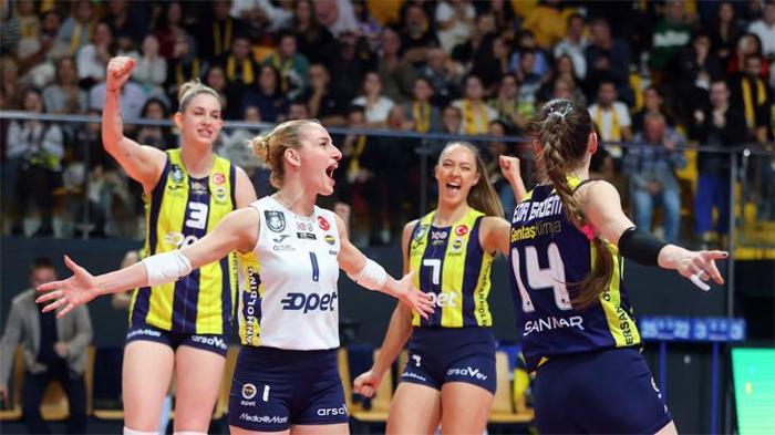 Voleybolun Barbiesi Arina Fedorovtseva Vakıfbankın serisini bitirdi, dev maça damga vurdu