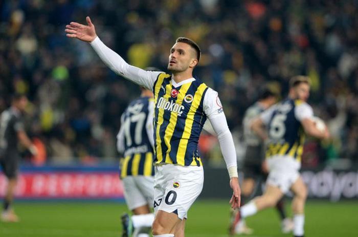 Fenerbahçenin Karagümrük galibiyeti sonrası herkes onu konuşuyor Bu günler için alındı