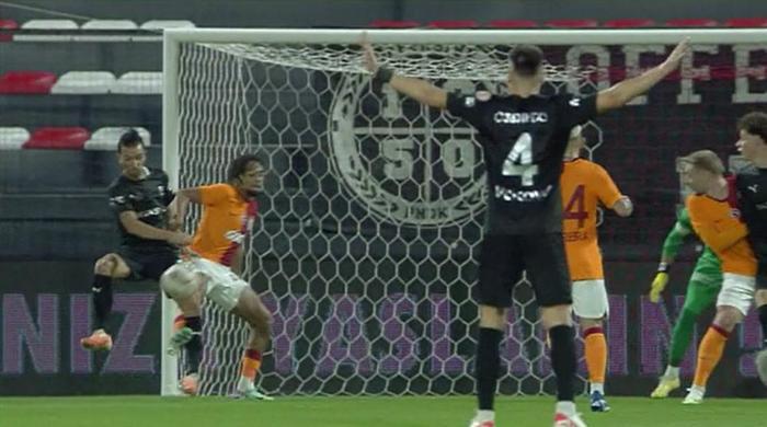 Trioda Pendikspor - Galatasaray maçının tartışmalı pozisyonları değerlendirildi: Penaltı beklenen 3 an