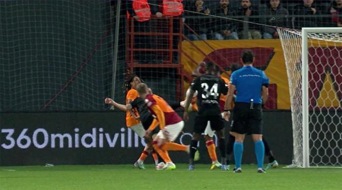 Trioda Pendikspor - Galatasaray maçının tartışmalı pozisyonları değerlendirildi: Penaltı beklenen 3 an