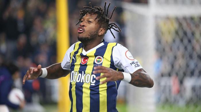 FRED MÜTHİŞ DÖNDÜ