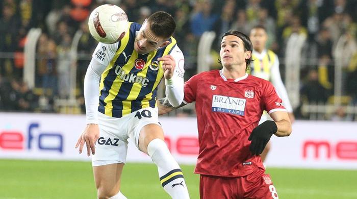 CHARIS CHARISIS: HAKEMLER BU HATALARI NASIL YAPIYOR