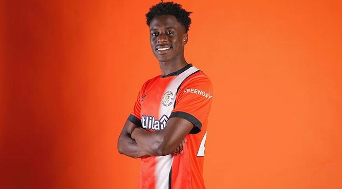 FENERBAHÇEYE İNGİLTEREDEN ORTA SAHA
