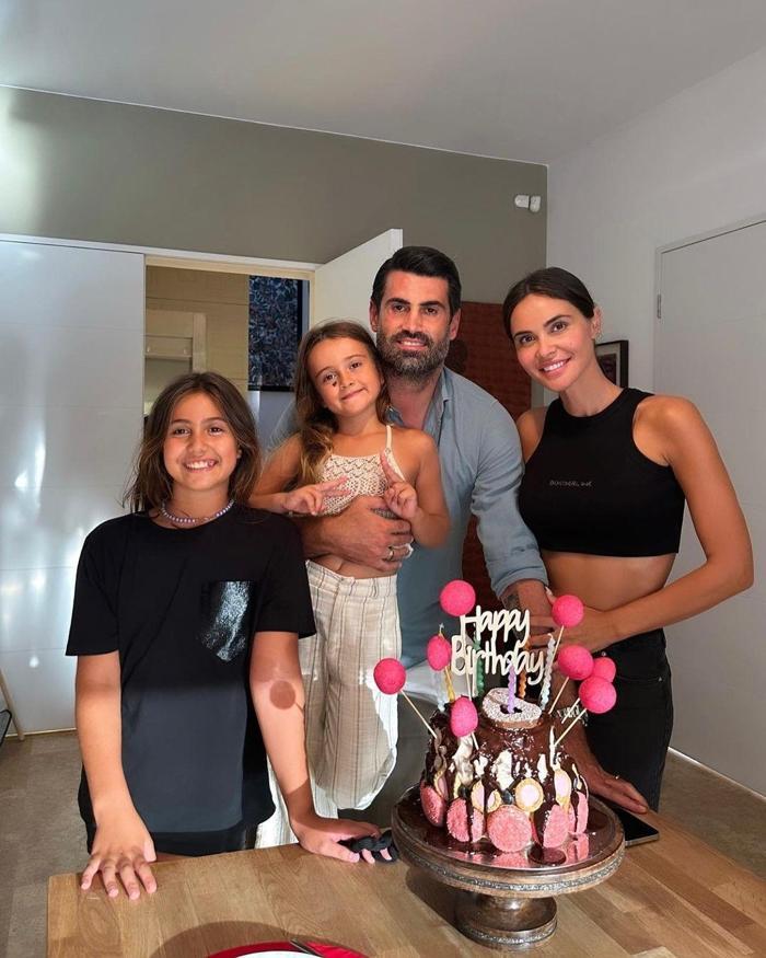 YADE VAKIFBANK ALT YAPISINDA OYNUYOR