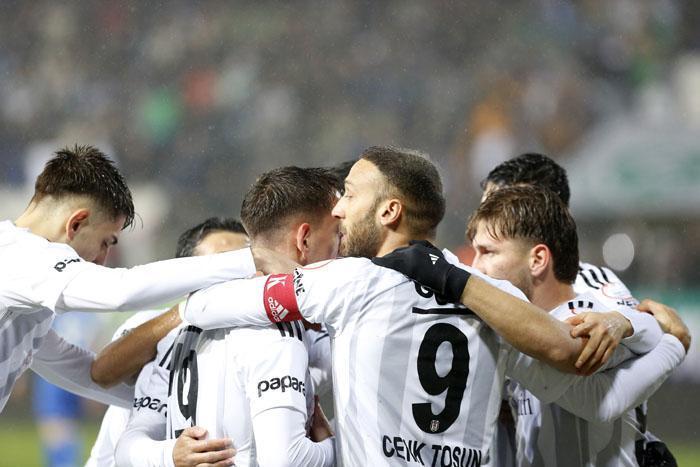 Çaykur Rizespor - Beşiktaş maçına damga vuran anlar Semih Kılıçsoy fırtınası...