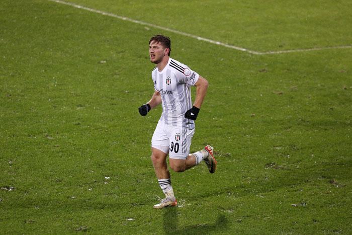 Çaykur Rizespor - Beşiktaş maçına damga vuran anlar Semih Kılıçsoy fırtınası...