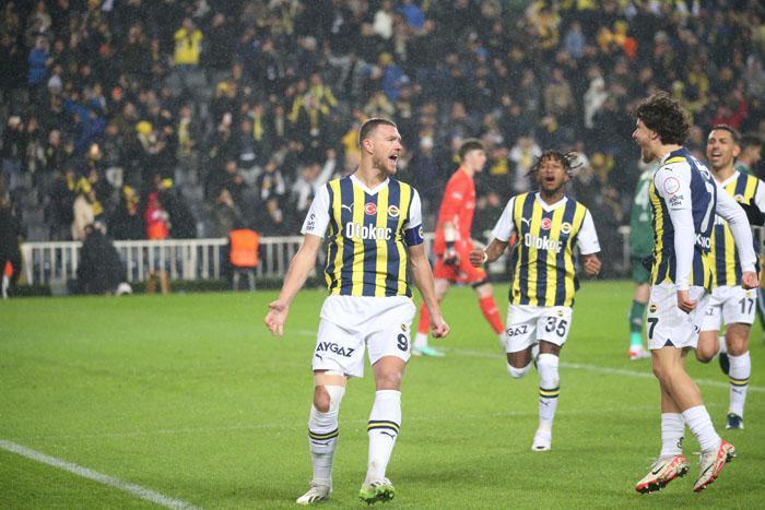 Fenerbahçe - Konyaspor maçından ekrana yansımayan görüntüler