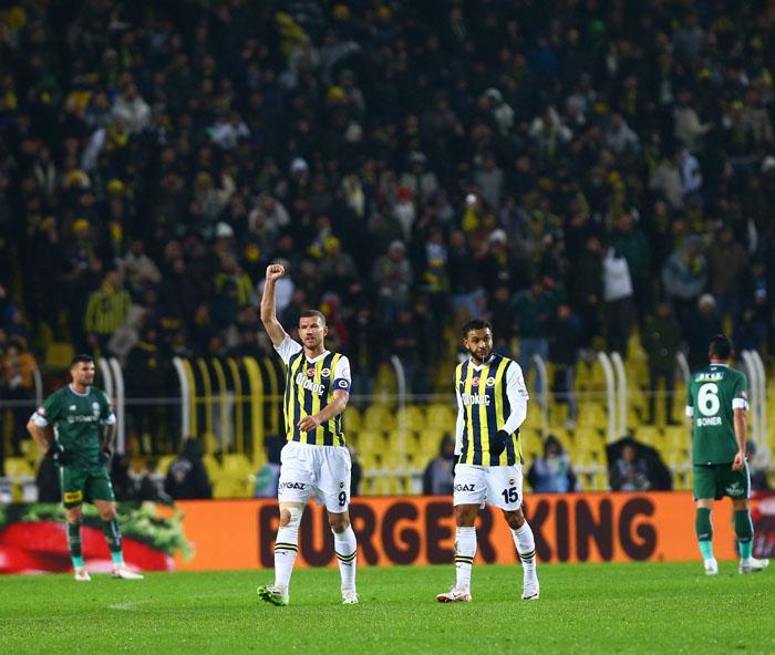 Fenerbahçe - Konyaspor maçından ekrana yansımayan görüntüler