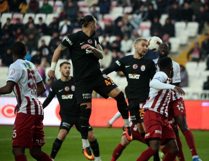 Sivasspor - Galatasaray maçına damga vuran anlar