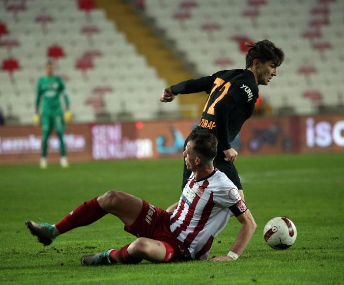 Sivasspor - Galatasaray maçına damga vuran anlar