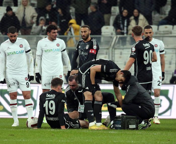 Beşiktaş - Fatih Karagümrük maçından ekrana yansımayan kareler