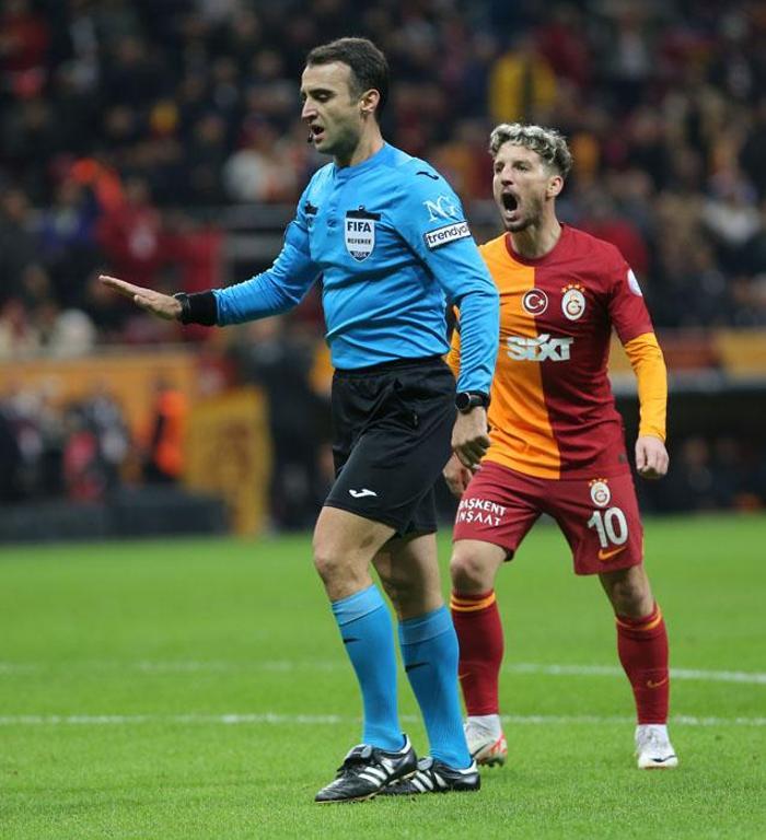 Galatasaray - Kayserispor maçından ekranlara yansımayan kareler