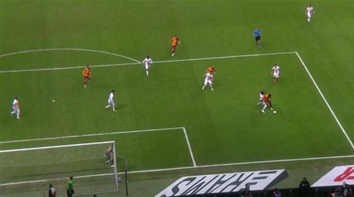 Trioda Galatasaray - Kayserispor maçının tartışmalı pozisyonları değerlendirildi: İptal edilen gol, verilen penaltılar...