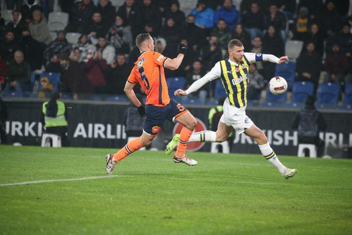 Başakşehir - Fenerbahçe maçına Batshuayi damgası: İnanılmaz anlar