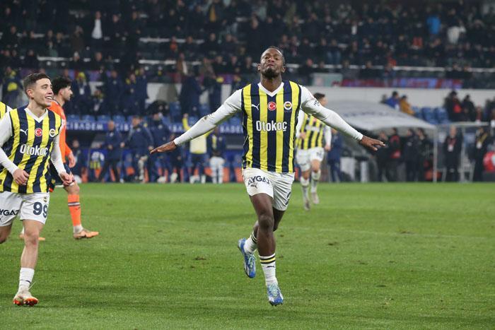 Başakşehir - Fenerbahçe maçına Batshuayi damgası: İnanılmaz anlar