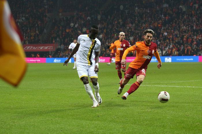 Galatasaray - İstanbulspor maçına damga vuran anlar