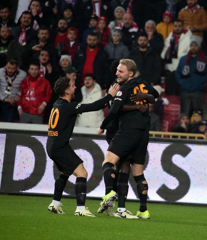 Samsunspor - Galatasaray maçında inanılmaz görüntüler Damga vurdu
