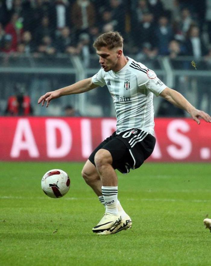 Beşiktaş - Trabzonspor derbisine damga vuran görüntüler