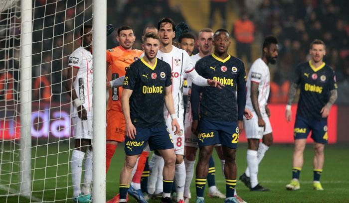 Gaziantep FK - Fenerbahçe maçına damga vuran görüntüler