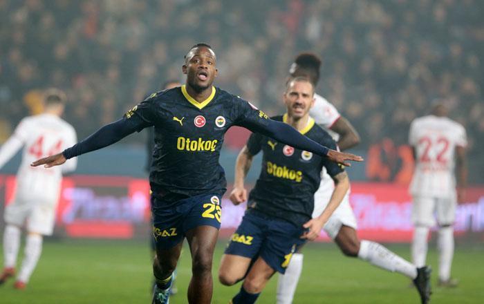 Gaziantep FK - Fenerbahçe maçına damga vuran görüntüler