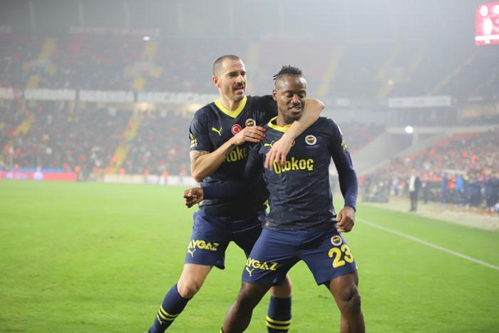 Gaziantep FK - Fenerbahçe maçına damga vuran görüntüler