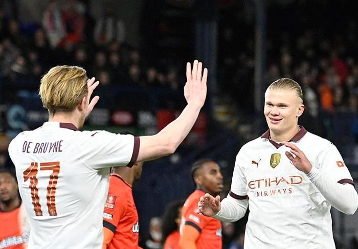 Manchester City gol şov yaptı Haaland 5 gol maçın kahramanı oldu...