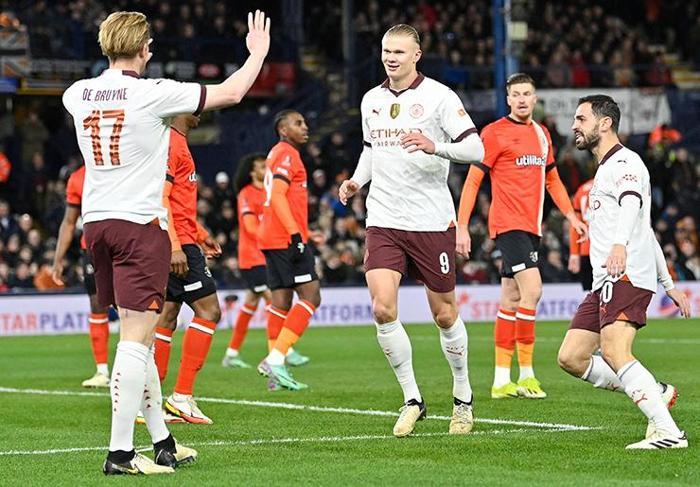 Manchester City gol şov yaptı Haaland 5 gol maçın kahramanı oldu...