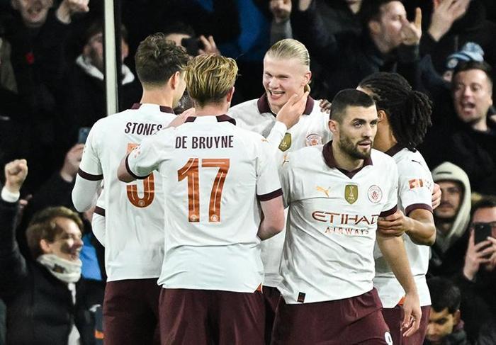 Manchester City gol şov yaptı Haaland 5 gol maçın kahramanı oldu...