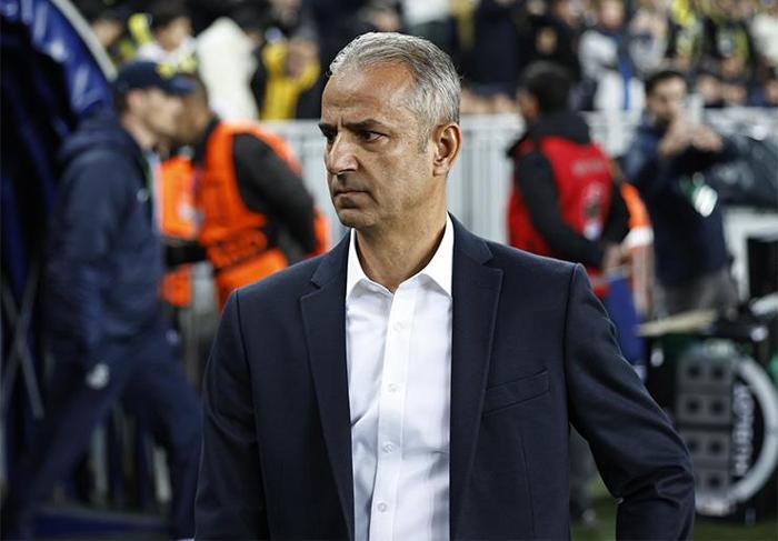İŞTE FENERBAHÇENİN MUHTEMEL 11İ