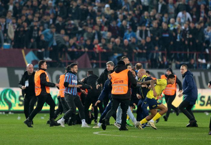 SEZON SONUNA KADAR SEYİRCİSİZ