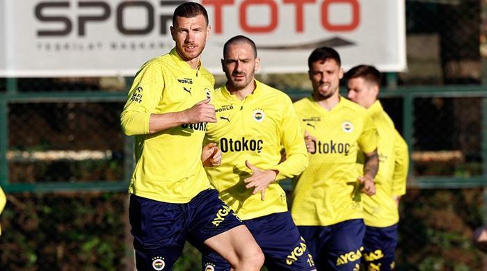 Fenerbahçe, Olympiakos maçı için İstanbuldaki hazırlıklarını tamamladı Ali Koç, takımla bir araya geldi...