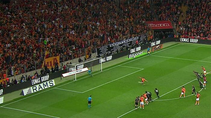 Trioda Galatasaray - Pendikspor maçının tartışmalı pozisyonları değerlendirildi: Penaltı beklenen anlar, faul şüphesi olan gol, tekrar edilen penaltı vuruşu...