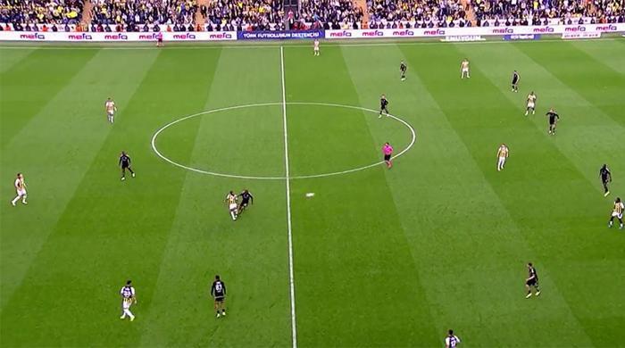 Trioda Fenerbahçe - Beşiktaş derbisinin tartışmalı pozisyonları değerlendirildi: Kırmızı kart kararı, penaltı beklentisi, ikinci sarı ihtimali...