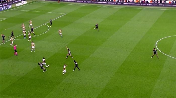 Trioda Fenerbahçe - Beşiktaş derbisinin tartışmalı pozisyonları değerlendirildi: Kırmızı kart kararı, penaltı beklentisi, ikinci sarı ihtimali...