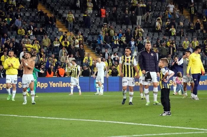 İlker Yağcıoğlundan Fenerbahçe - Beşiktaş yorumu Galatasarayın takılması yakın...