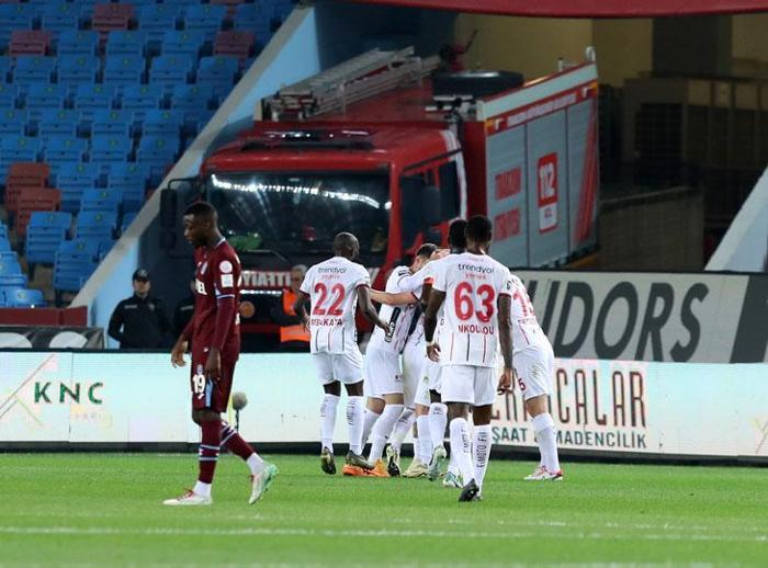 KARADENİZ FIRTINASI - ERMAN ÖZGÜR