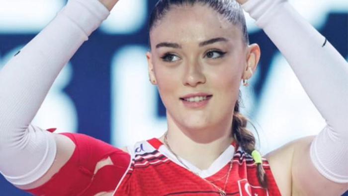 EN ZENGİN 10 VOLEYBOLCUDAN BİRİ