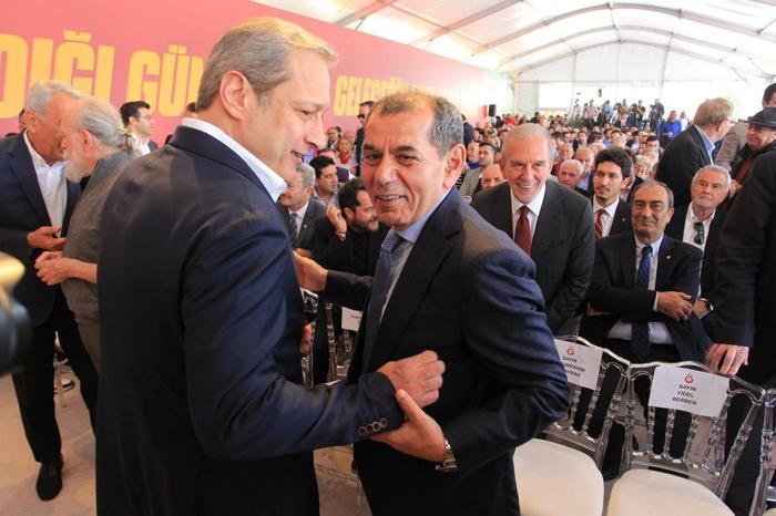 Galatasaraydan birlik beraberlik pozu Efsane başkanlar Kemerburgazda bir arada...